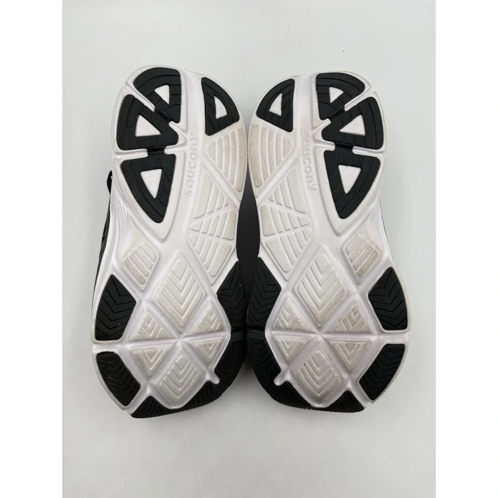 Saucony Guide 18 Womens Black White Athletic Running Sneakers Shoes Size 7.5